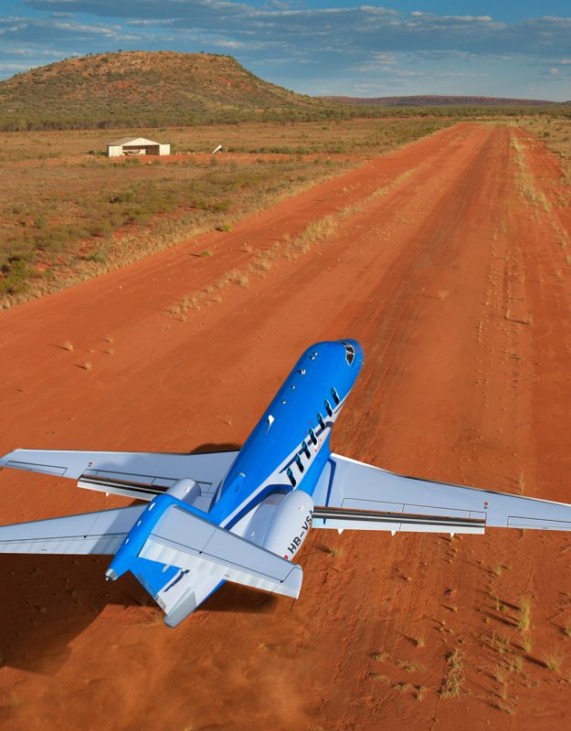 Pilatus PC-24 dirt strip